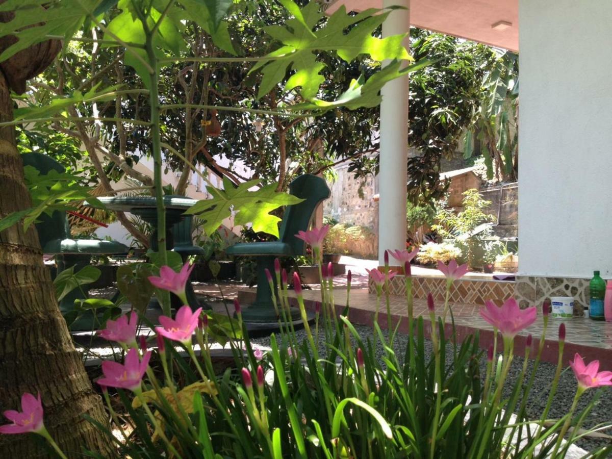 Happy Villa Hikkaduwa Exterior foto
